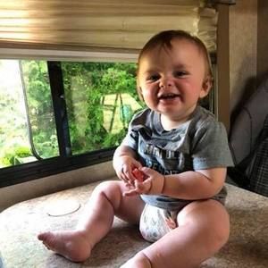 Meet your Posher, Corey